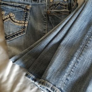 Miss Me 28 long jeans